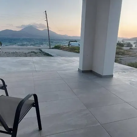 Bay-dream 3 Apartment Adamantas (Milos)